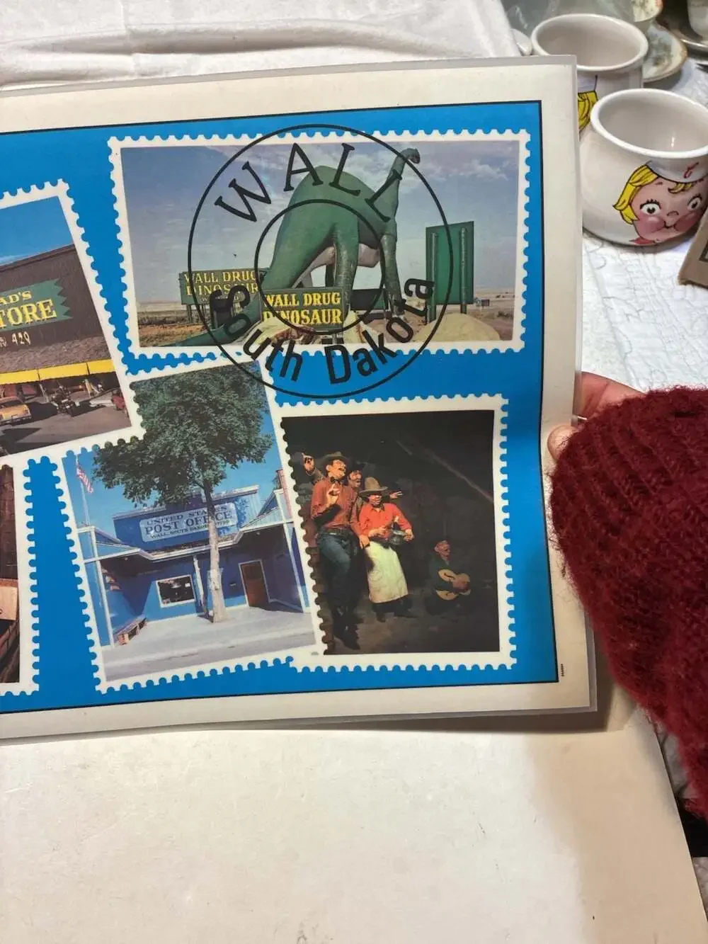 VTG Scenic Place Mat Set of 6Featuring Jasper Avenue 1930 and Spirit Lake